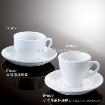 Saudável especial de porcelana branca durável copo de chá grosso e pires